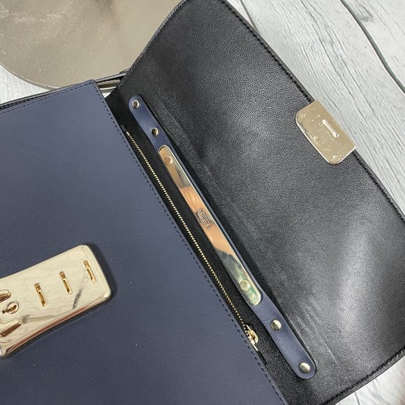 Theory Beekman Bag in Leather - Navy Blue - Picture 9 of 15